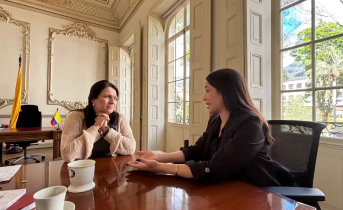 Albany Colmenares sostiene encuentro con la Ministra de Cultura Paola Holguín en Bogotá